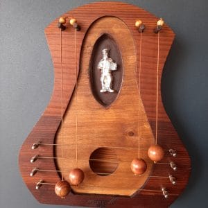 נבל דלת ניגונים